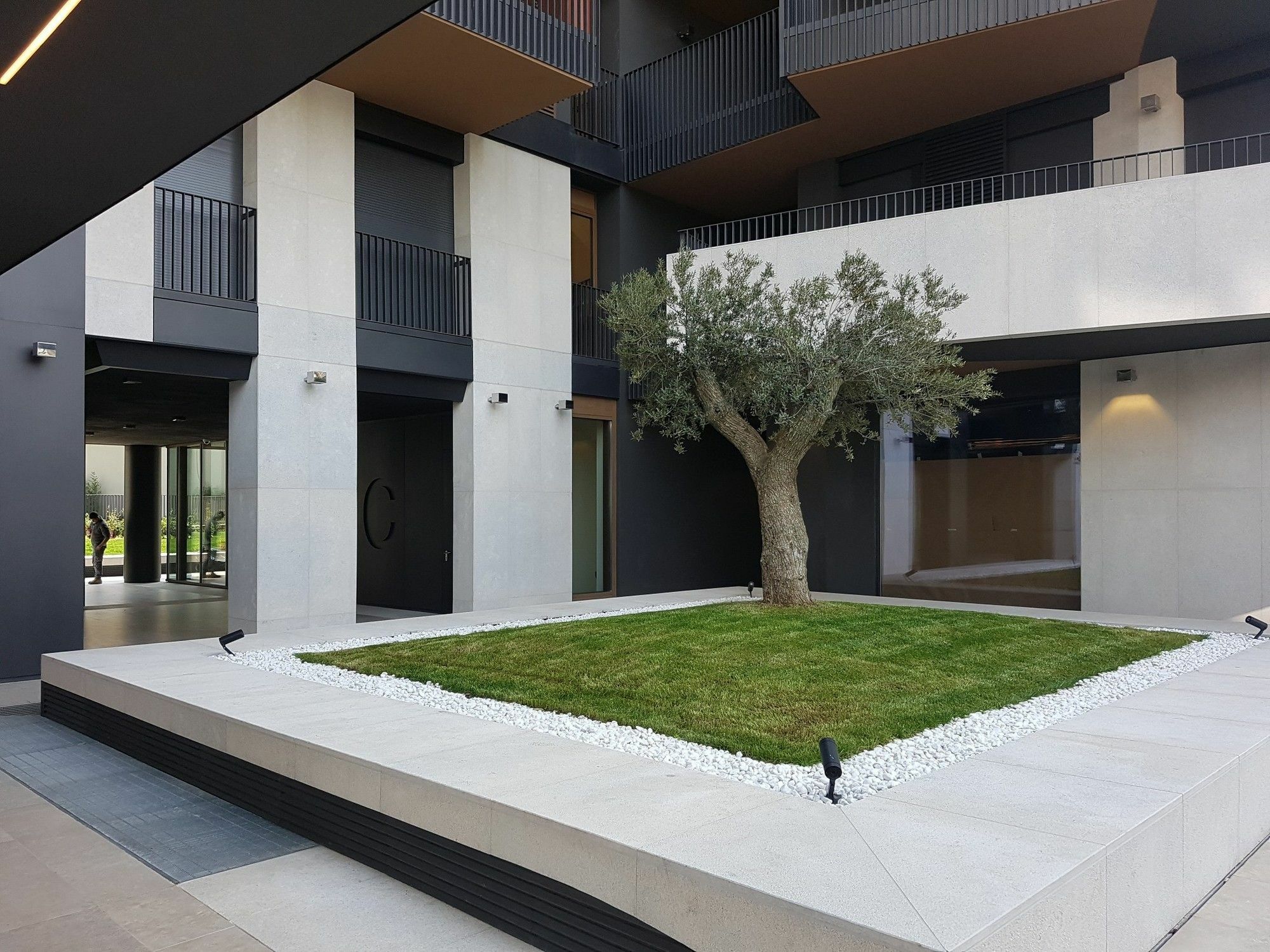 Viale Severino Boezio 20 Milano Esterno foto